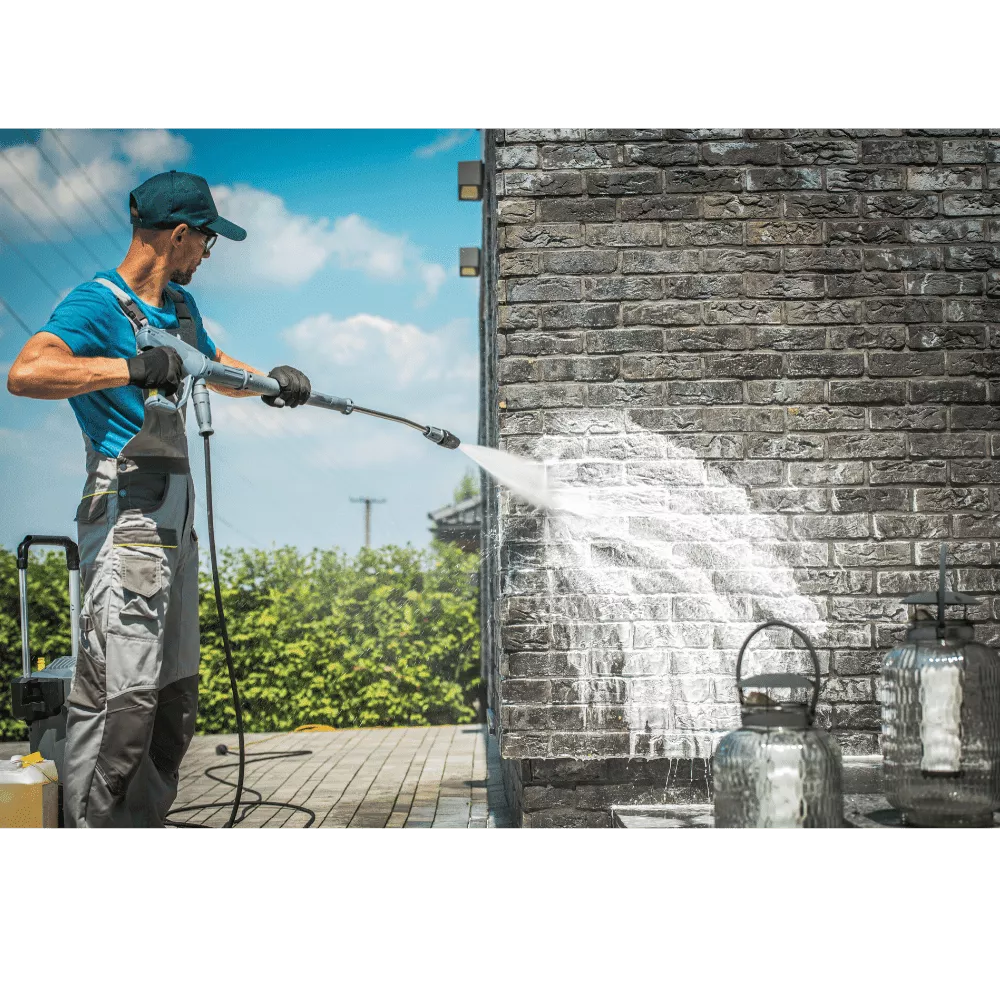 Pressure Washer in Lake Oswego